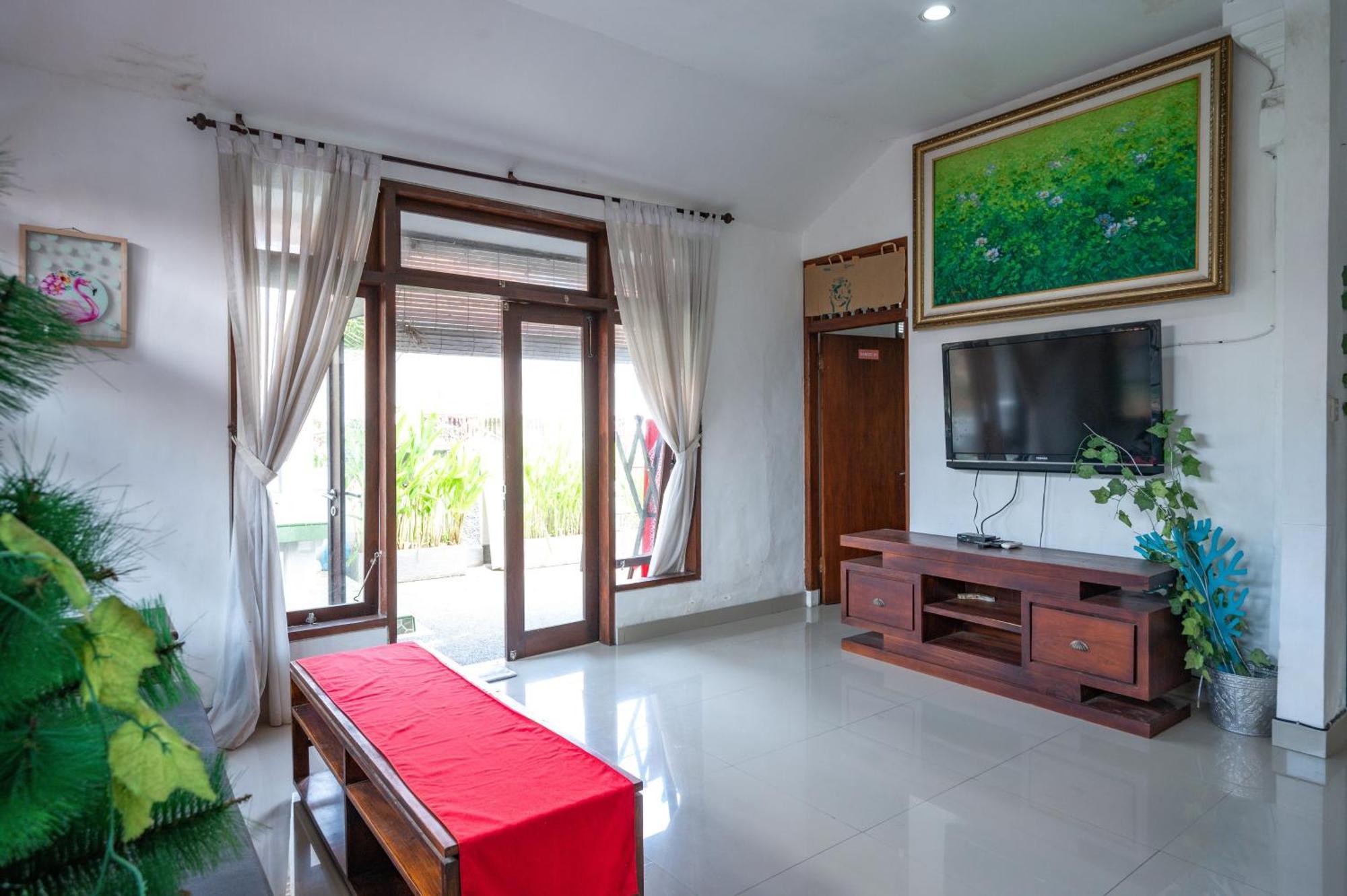Oyo 4003 Ceria