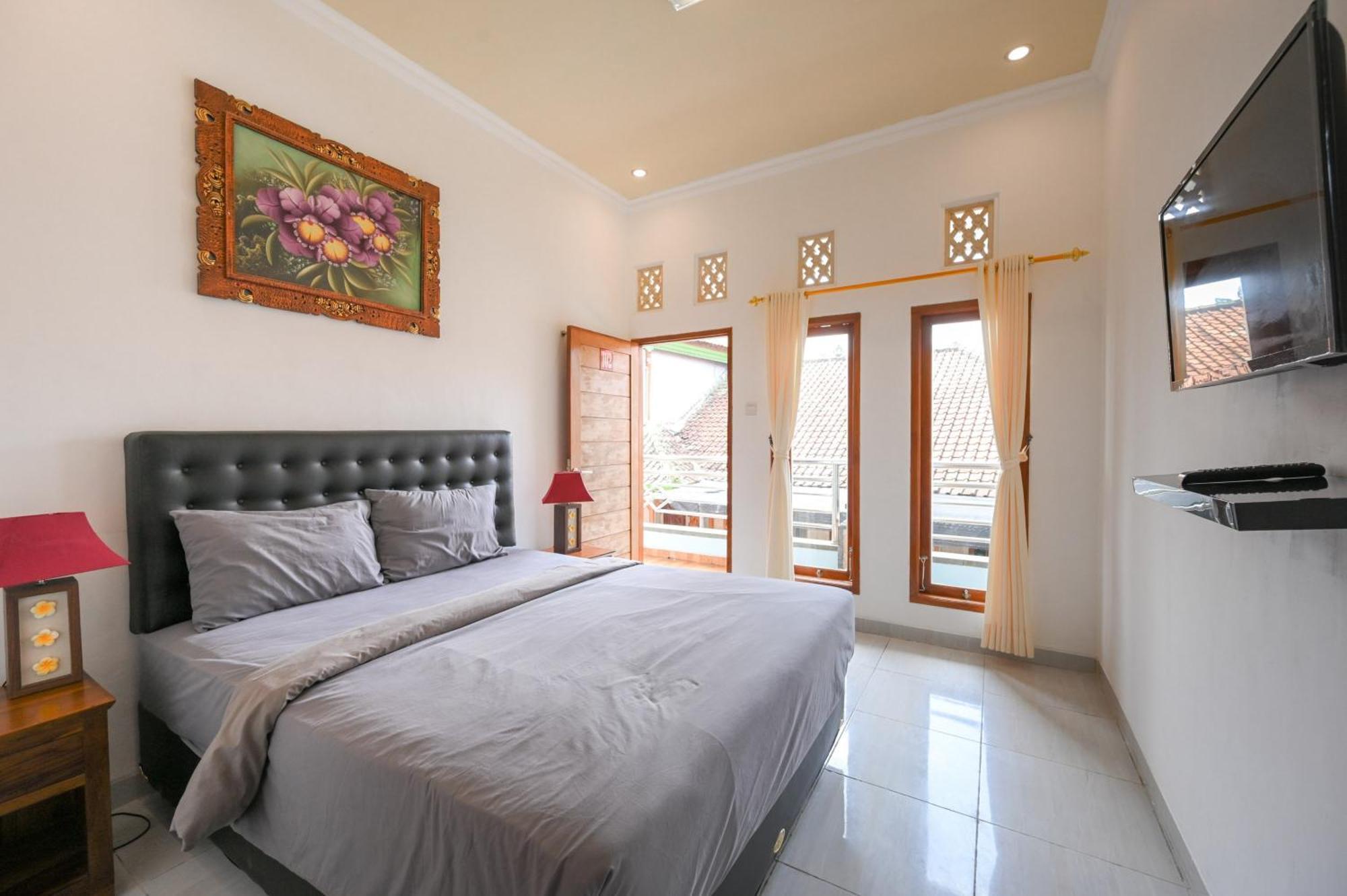 Oyo 4003 Ceria