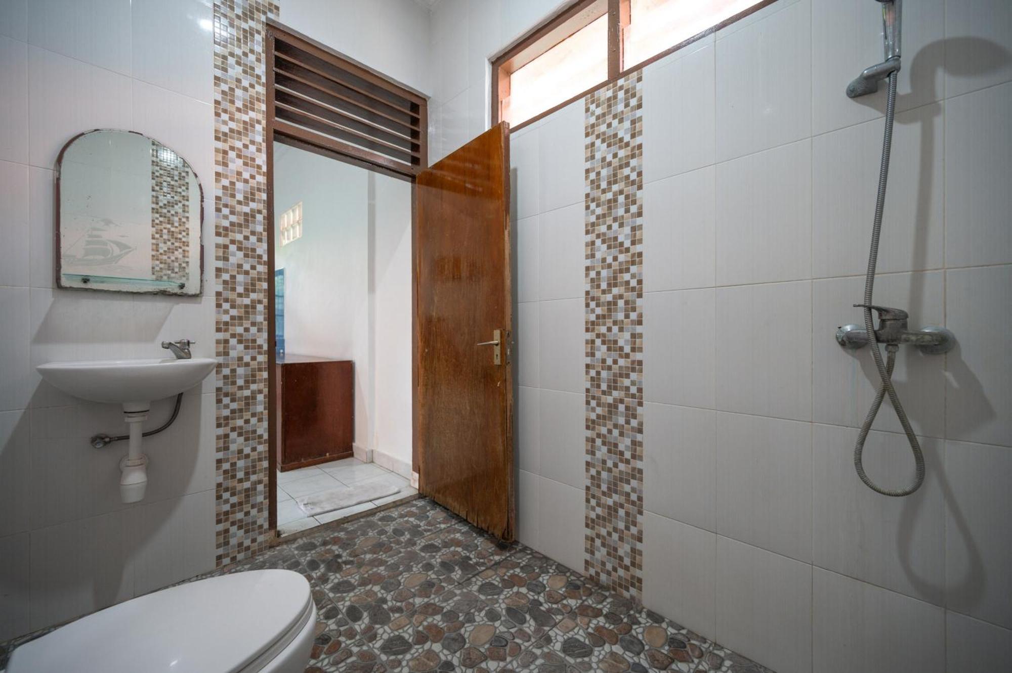 Hotel Oyo 4003 Ceria