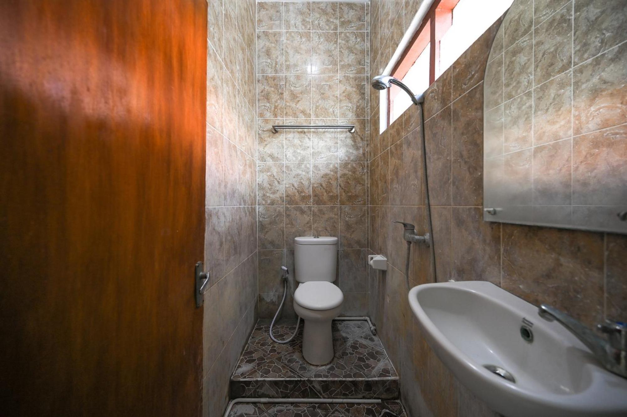 Oyo 4003 Ceria 2* Seminyak (Bali)