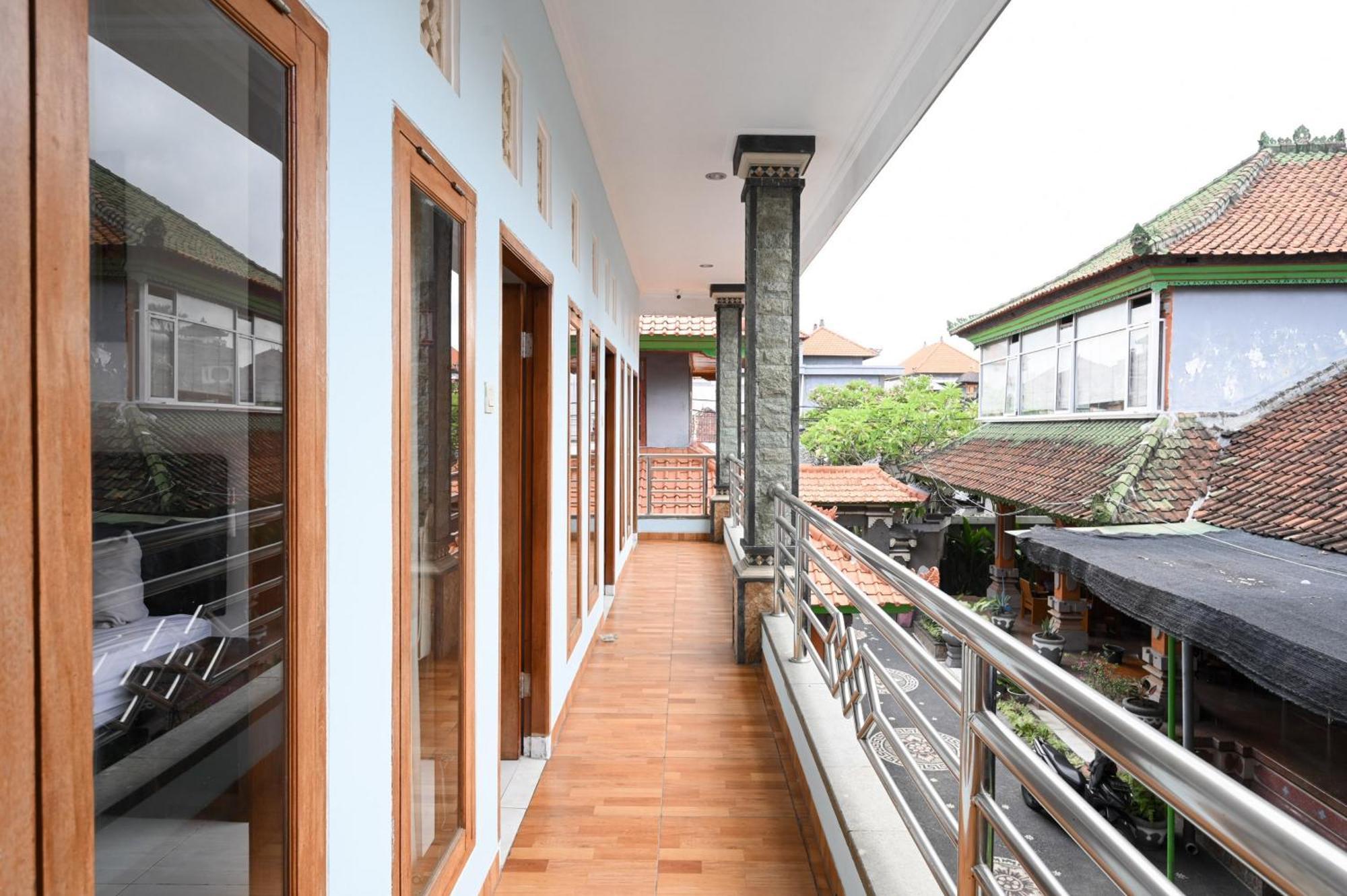 Oyo 4003 Ceria Seminyak (Bali)