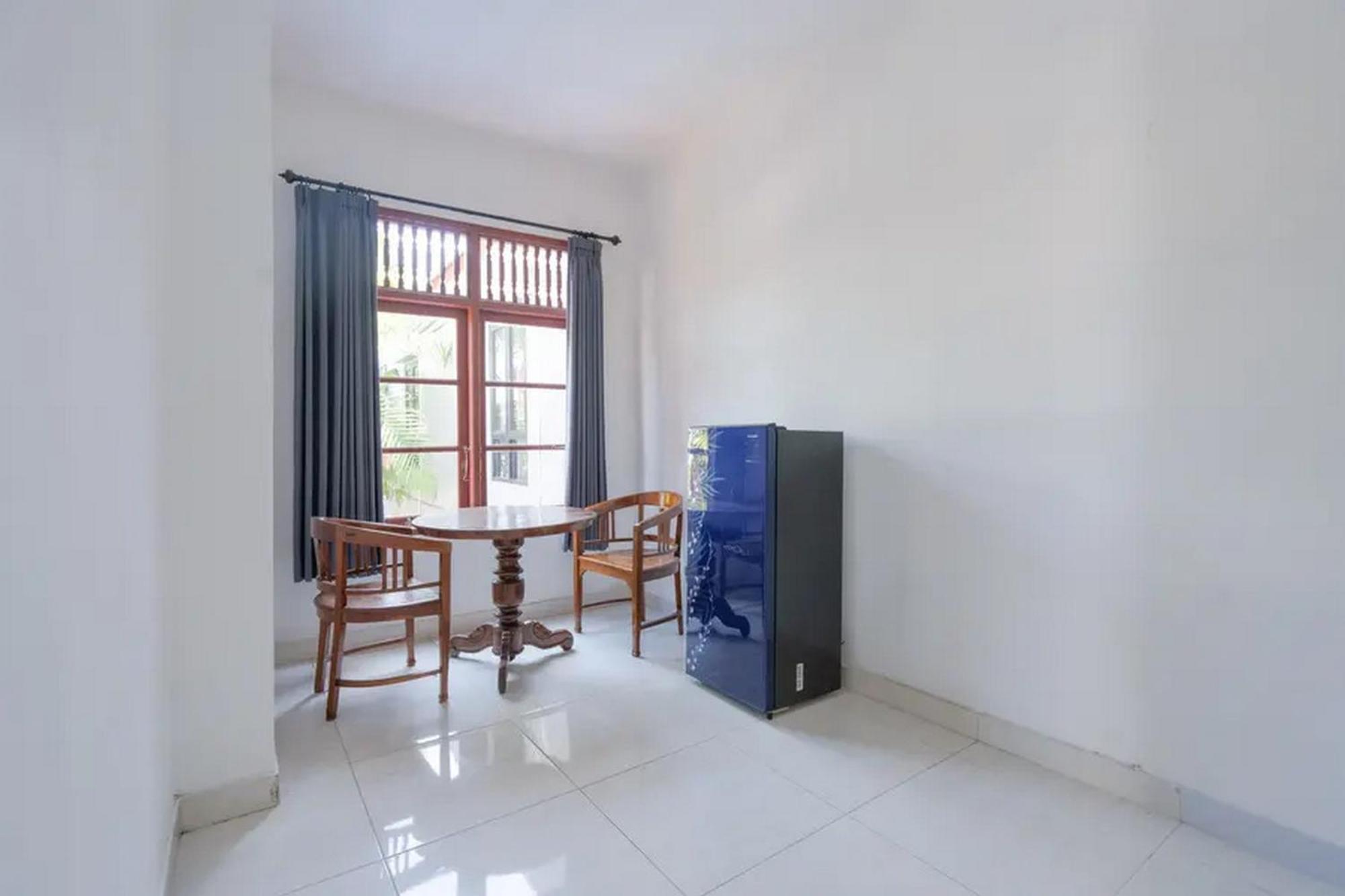 Oyo 4003 Ceria