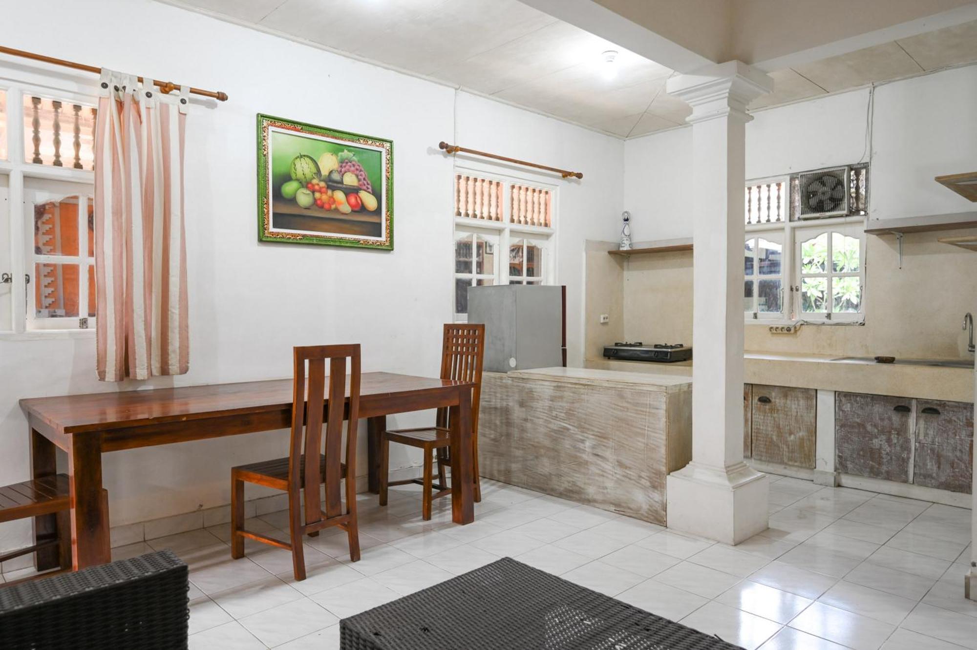 Ceria Mitra Reddoorz Hotel